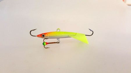 Wiggler IZIMU 30mm - 4g - Orange / Yellow