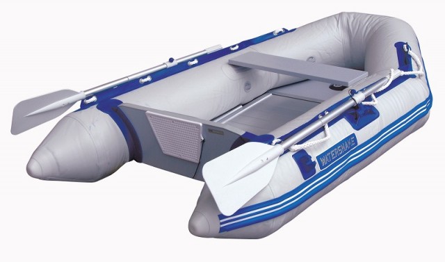 Passer utmerket til Watersnake Gummibåter.